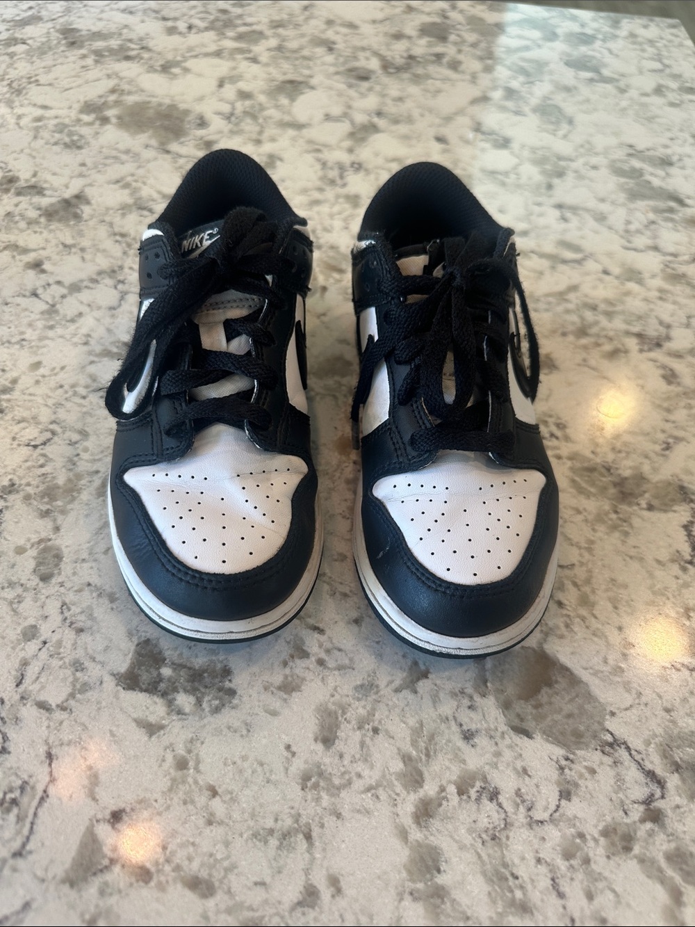 Kids Nike Dunks Black and White Low-Top Sneakers. Size 1. - Picture 2 of 8